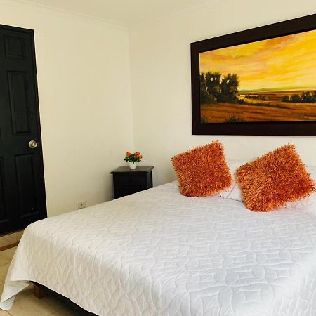 Hotel Lleras Premium #1 Medellin Luaran gambar